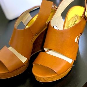 Michael kors, size 7 sandals, baige